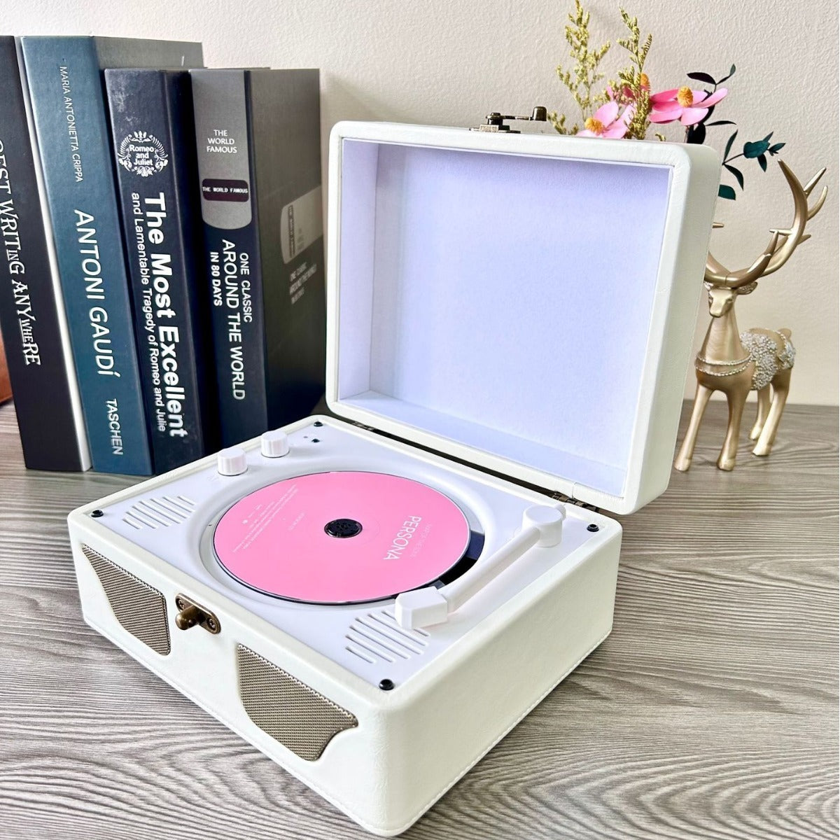 Yearsstay New Wholesale Display Gift CD player Portable Bluetooth Speaker All-in-one CD player for home
