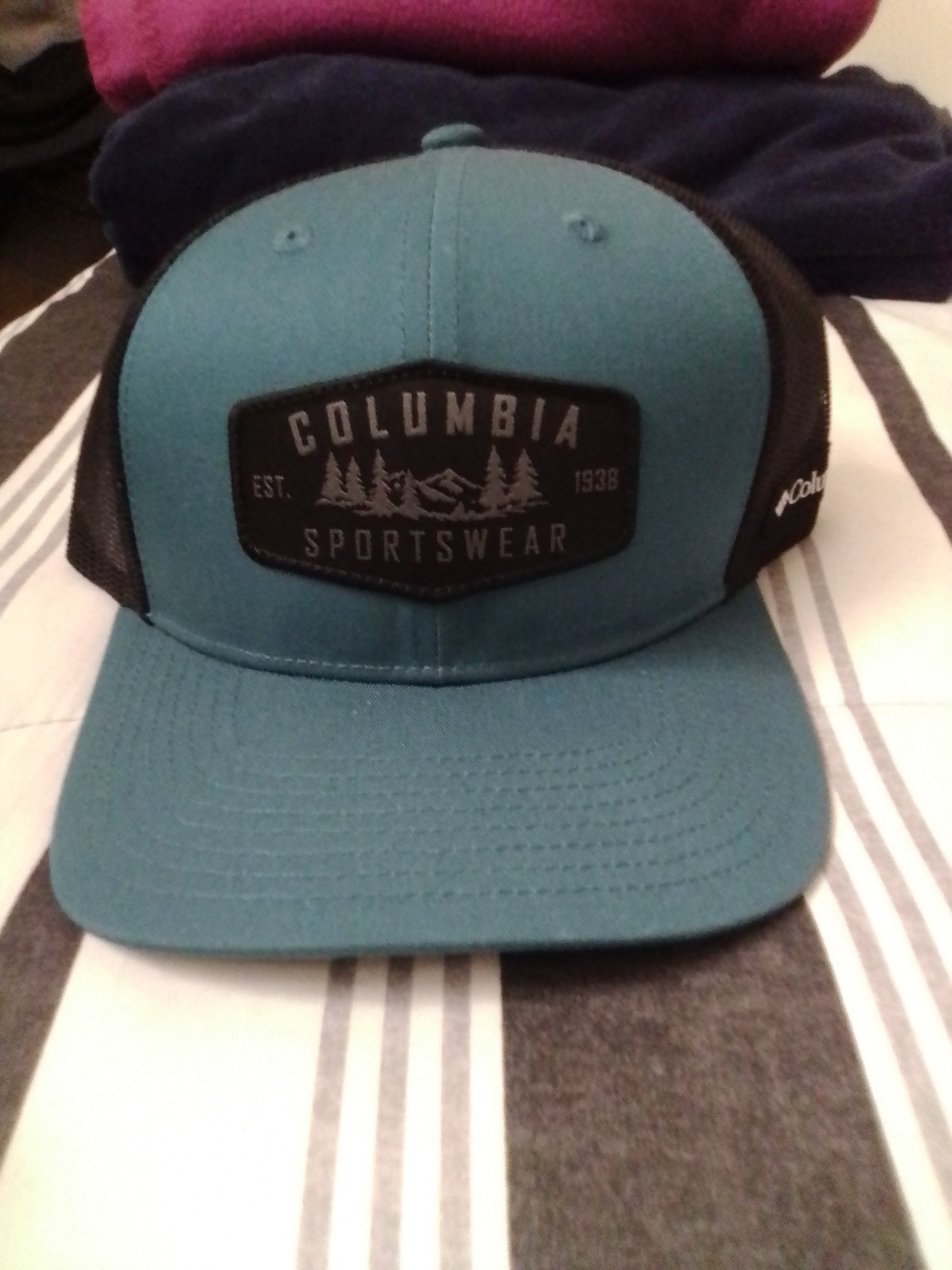 Columbia Snapback